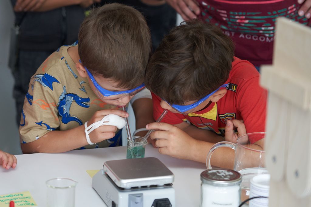 Z-LAB Bruchsal: Tag der offenen Tür, Experimente für Kinder