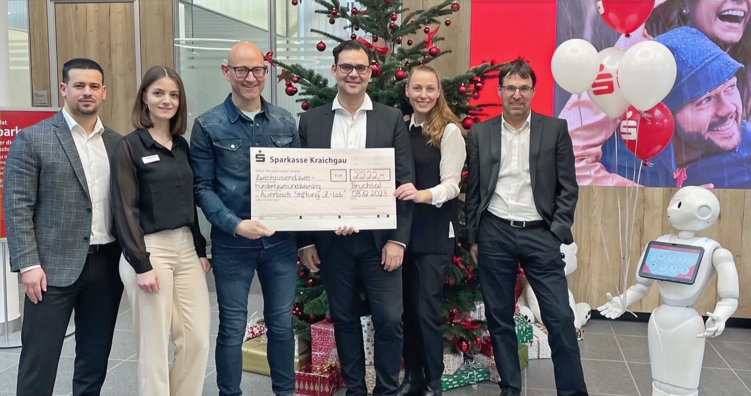 Steffen Heil mit Z-LAB bei Sparkasse Kraichgau zum Weltspartag in Bruchsal